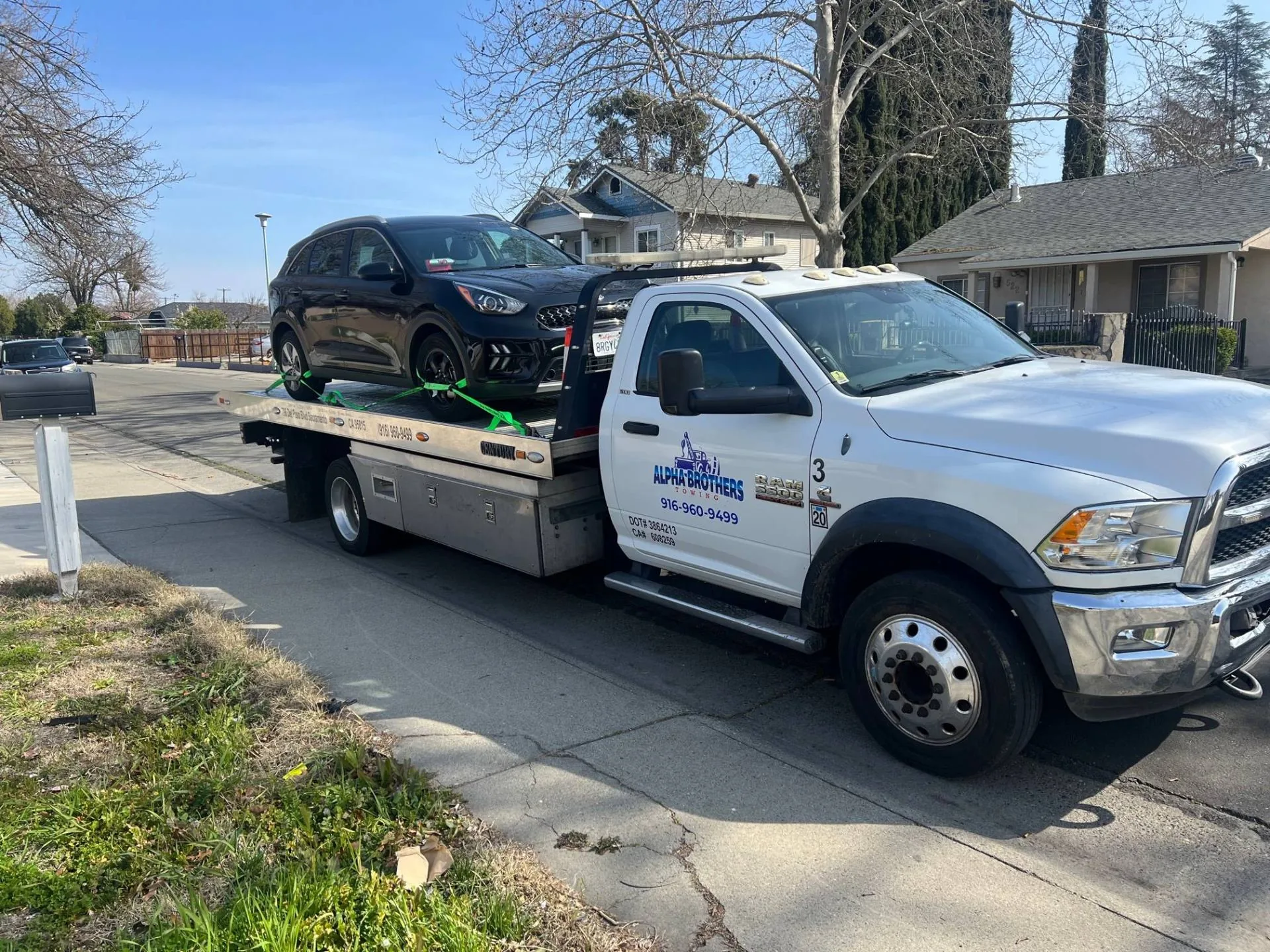 Towing vs Roadside Assistance: What's the Difference?